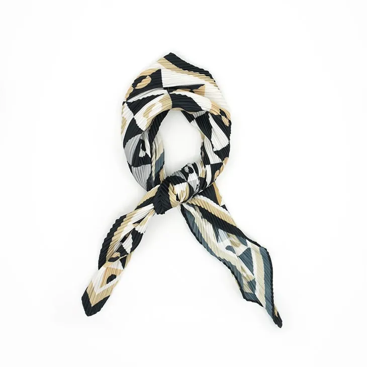 CRINKLED BANDANA S031 की जाँच करें