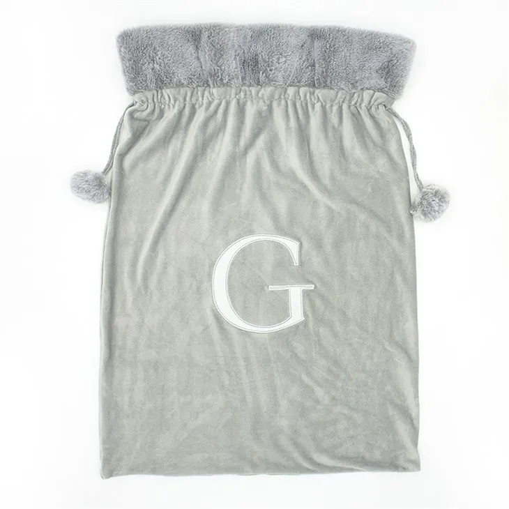 लक्जरी स्टॉकिंग सामान