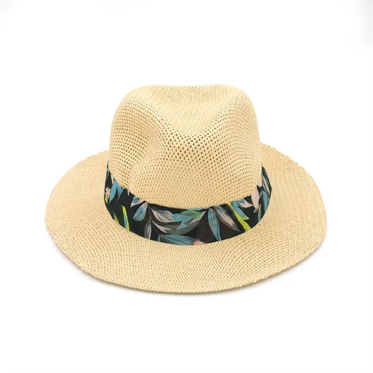 क्रोशिया पेपर हैट