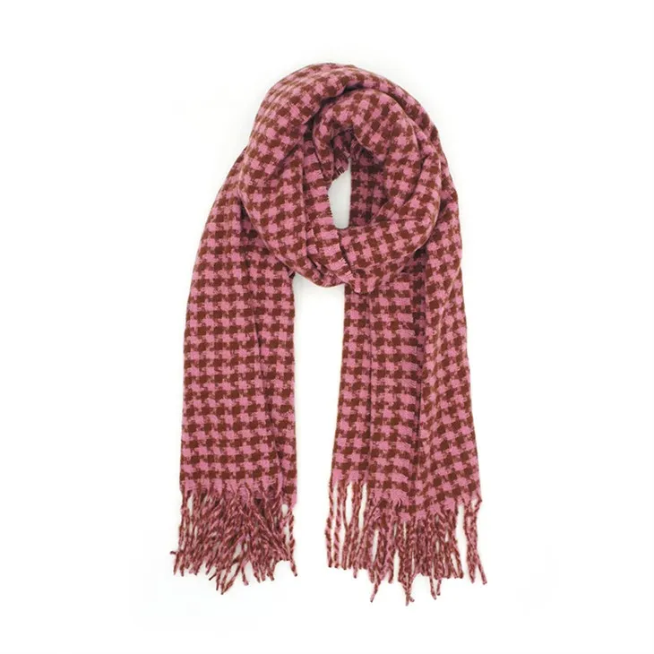 लंबा पॉलिएस्टर दुपट्टा