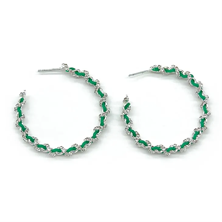 हरे रत्न बनावट बाली