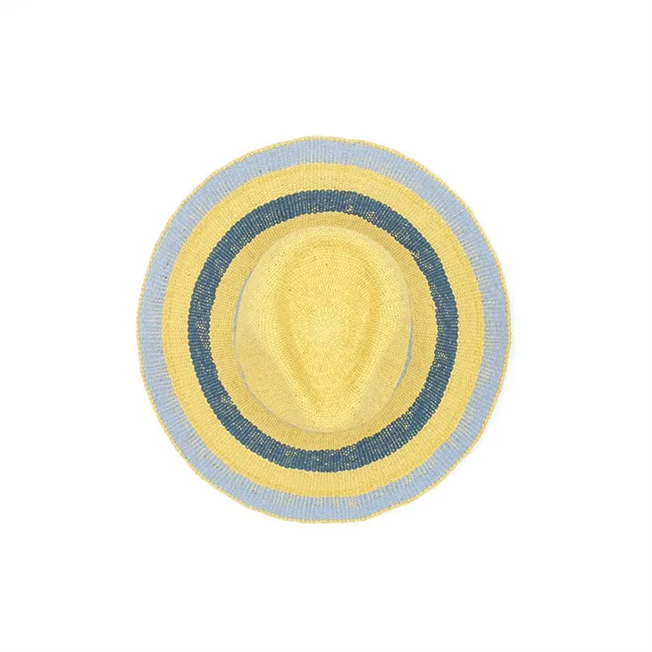 पॉश बकेट हैट्स