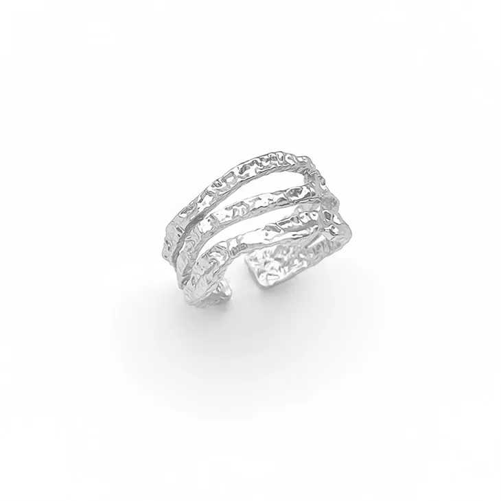 सिल्वर ट्रिपल रिंग